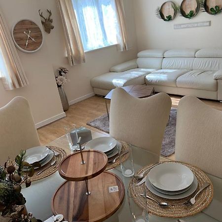 Modern Flat Appartement Watford  Buitenkant foto