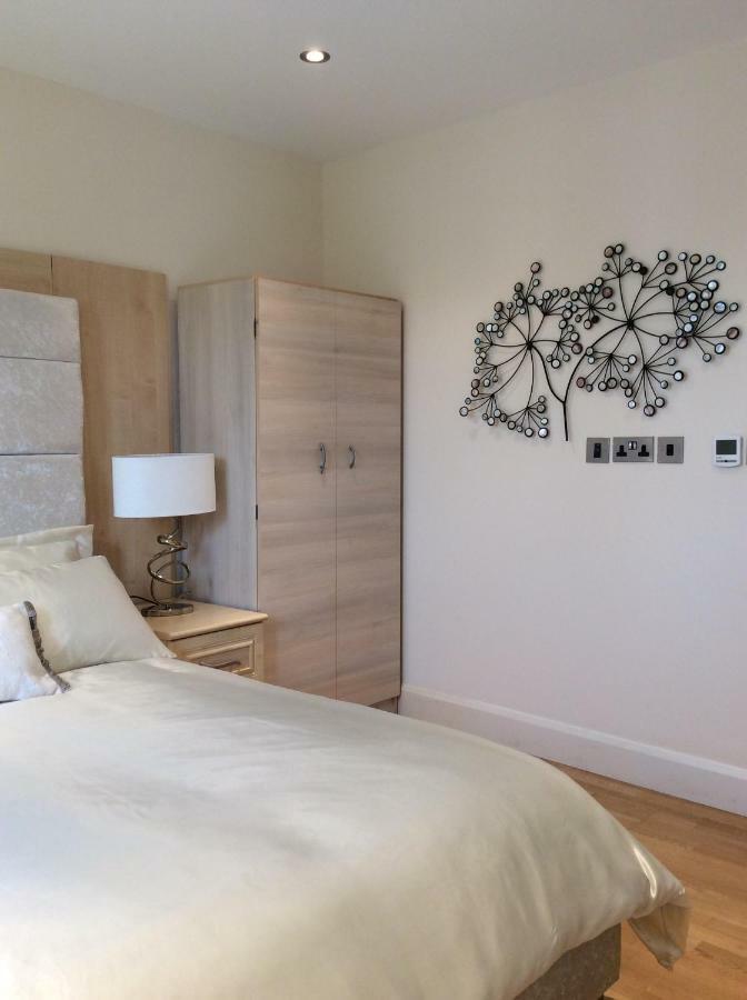 Modern Flat Appartement Watford  Buitenkant foto