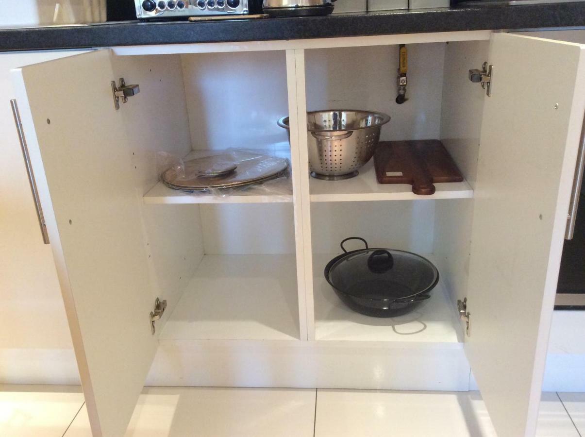 Modern Flat Appartement Watford  Buitenkant foto